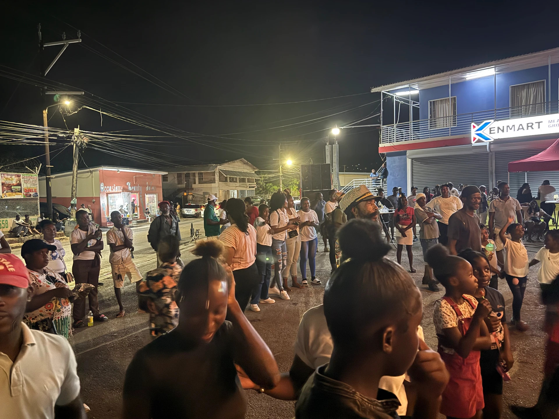 Crowd gathered at the Friends of Porus Community Street Fair in Porus